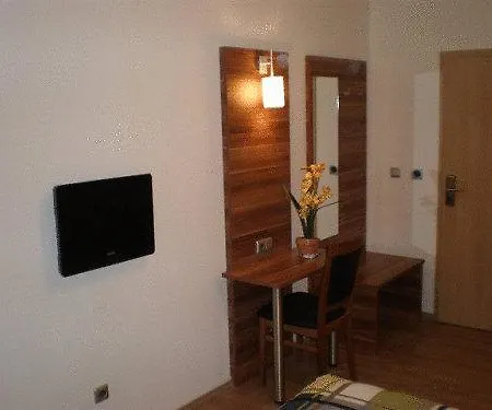 Hotel Am Farbertor 3*