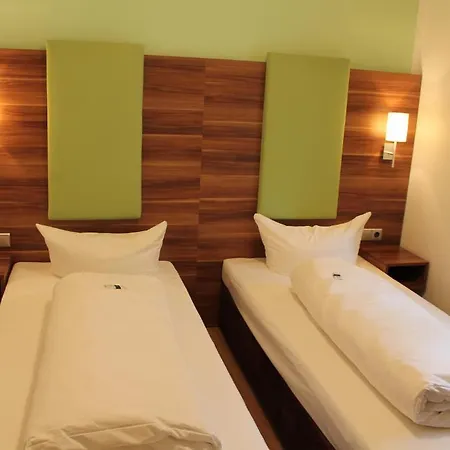 Hotel Am Farbertor 3*