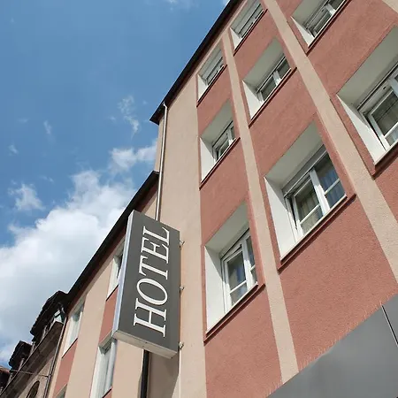 Hotel Am Farbertor 3*