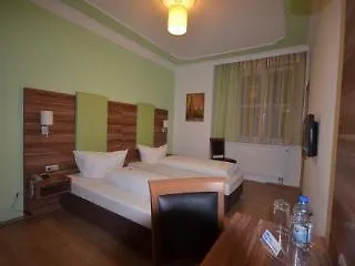 فندق Am Farbertor 3*